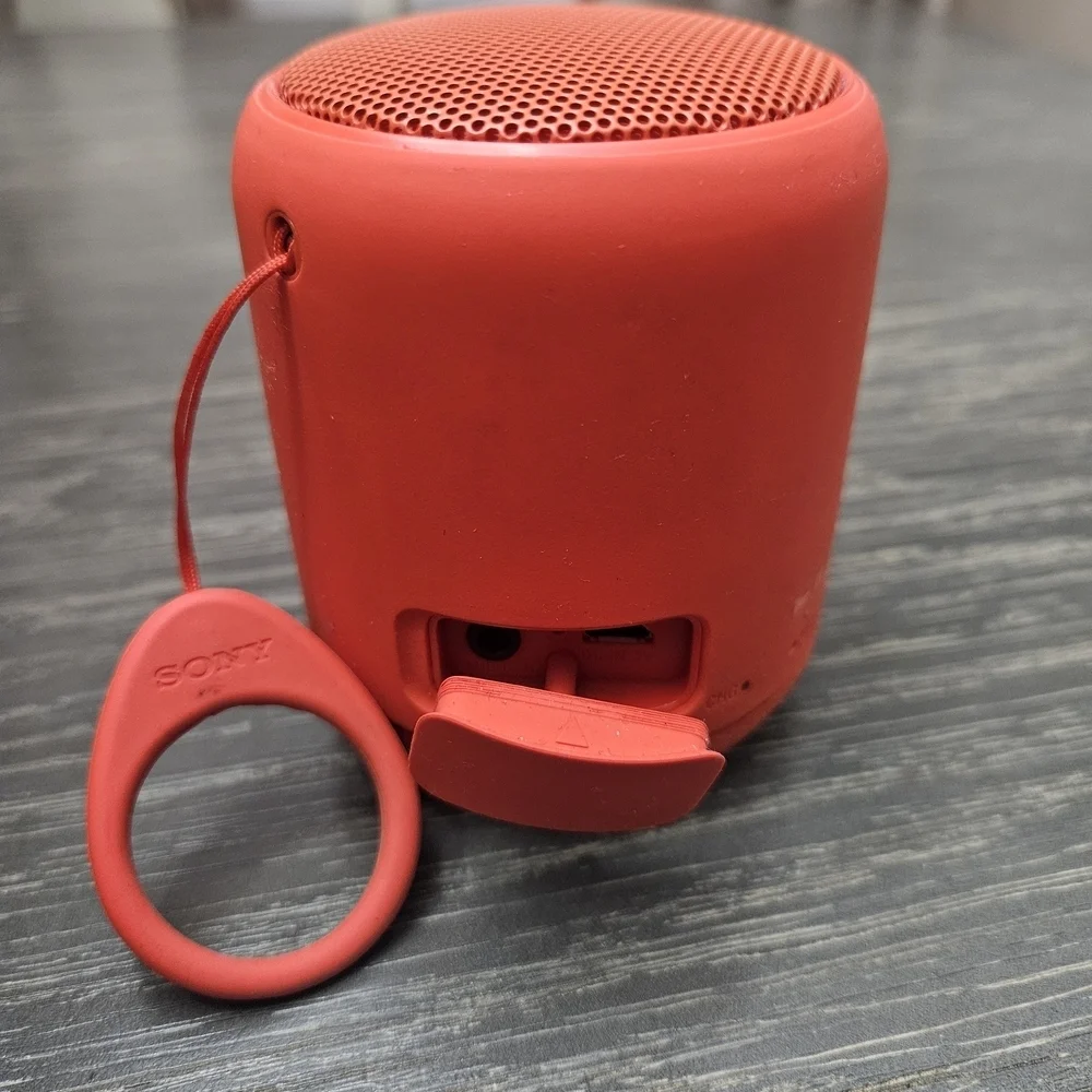 Sony XB10 Portable Wireless Bluetooth Speaker Red 16 Water Resistant